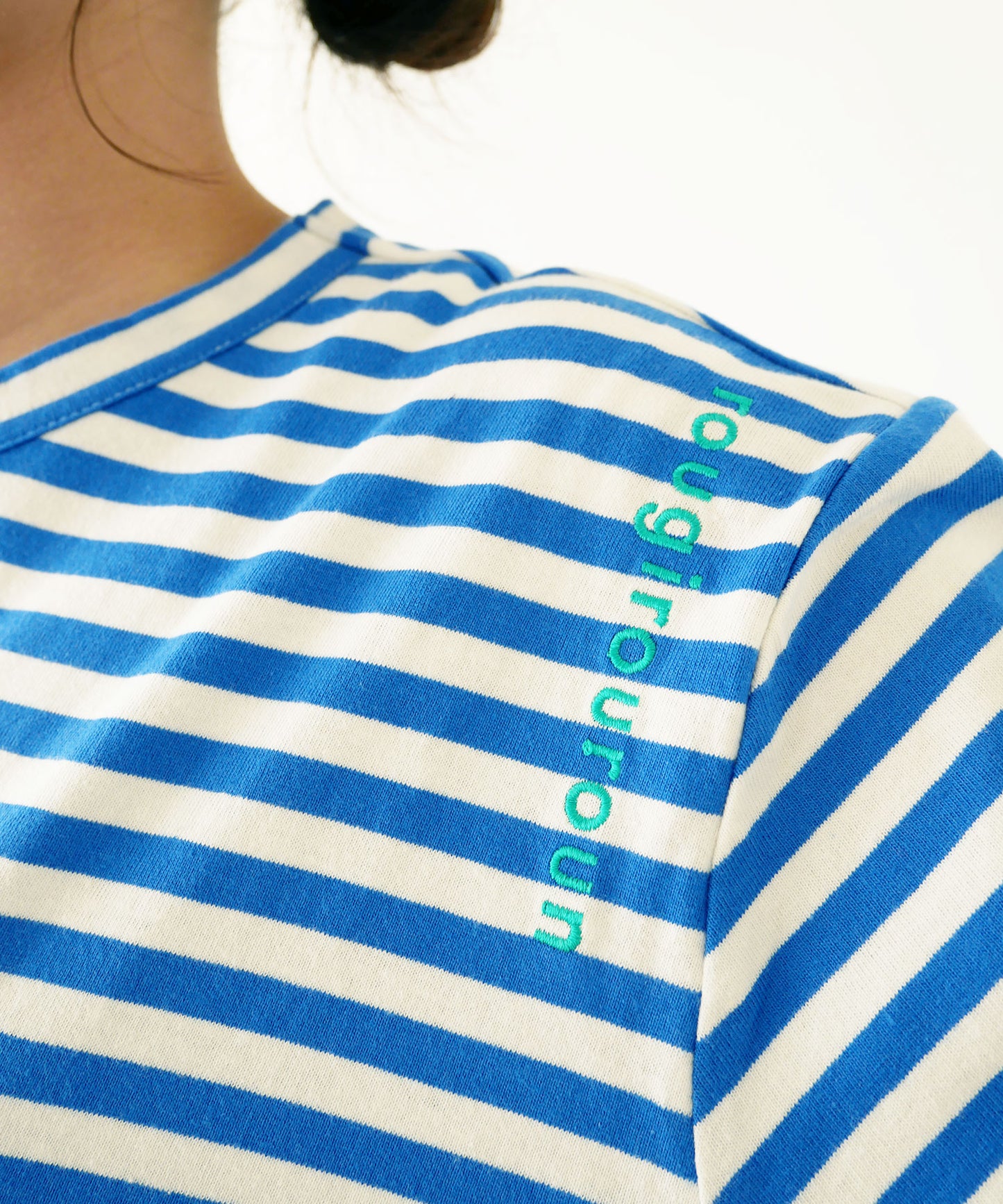 刺繍入り天竺ボーダー長袖Tシャツ(ユニセックス)