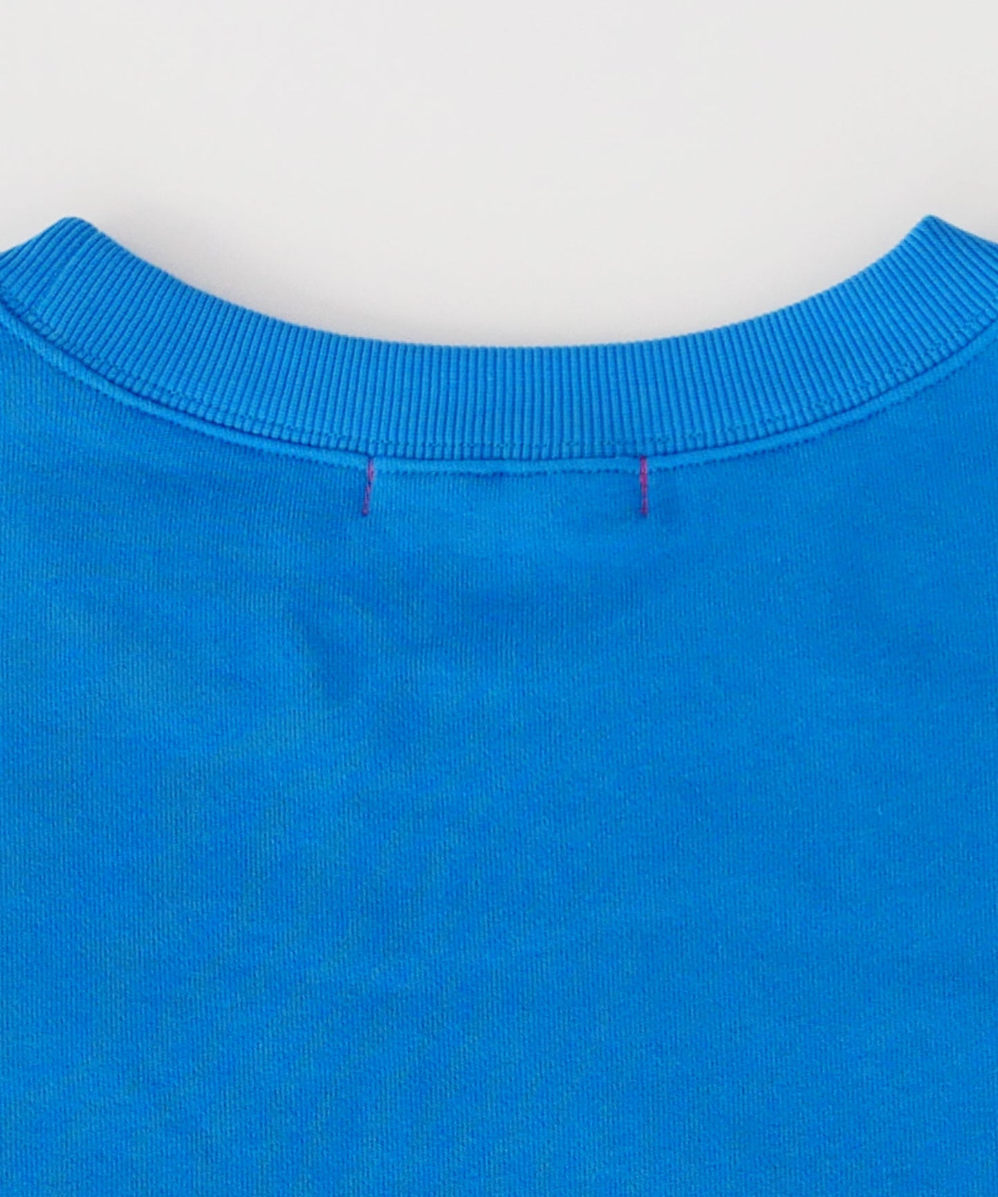 ロゴ刺繍入りスウェット(ユニセックス)