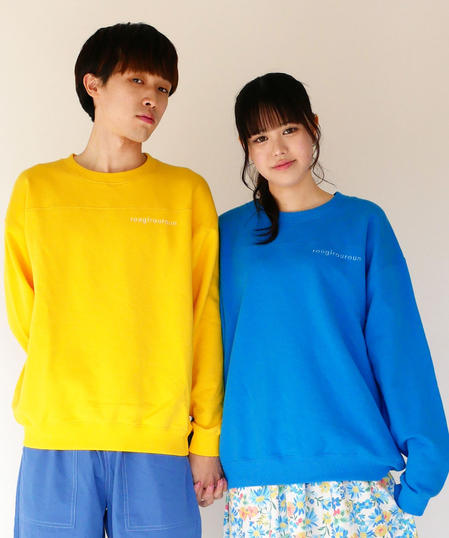 ロゴ刺繍入りスウェット(ユニセックス)