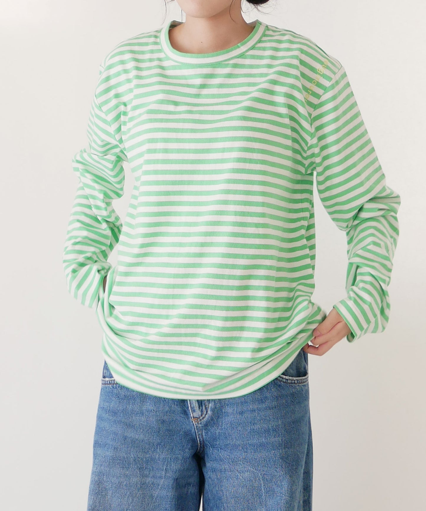 刺繍入り天竺ボーダー長袖Tシャツ(ユニセックス)