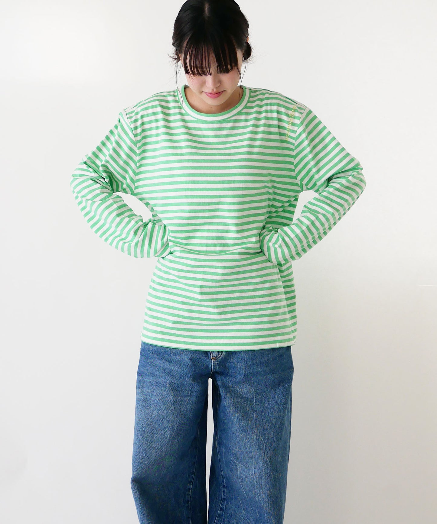 刺繍入り天竺ボーダー長袖Tシャツ(ユニセックス)