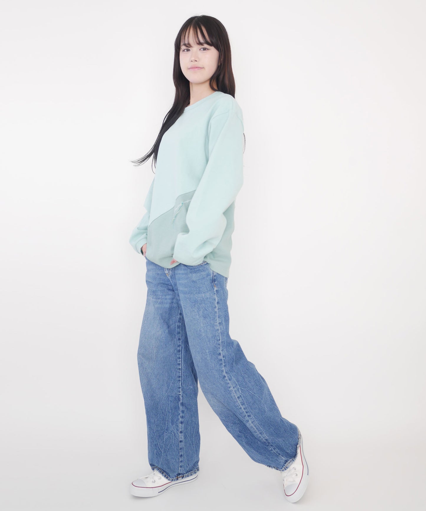 【トリトトラクタ×ルジルルン】スペシャルコラボ 幸運を呼び込む トライアングル長袖Tシャツ(ユニセックス)