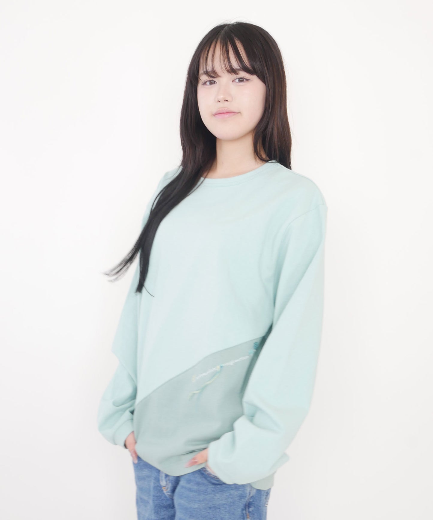 【トリトトラクタ×ルジルルン】スペシャルコラボ 幸運を呼び込む トライアングル長袖Tシャツ(ユニセックス)