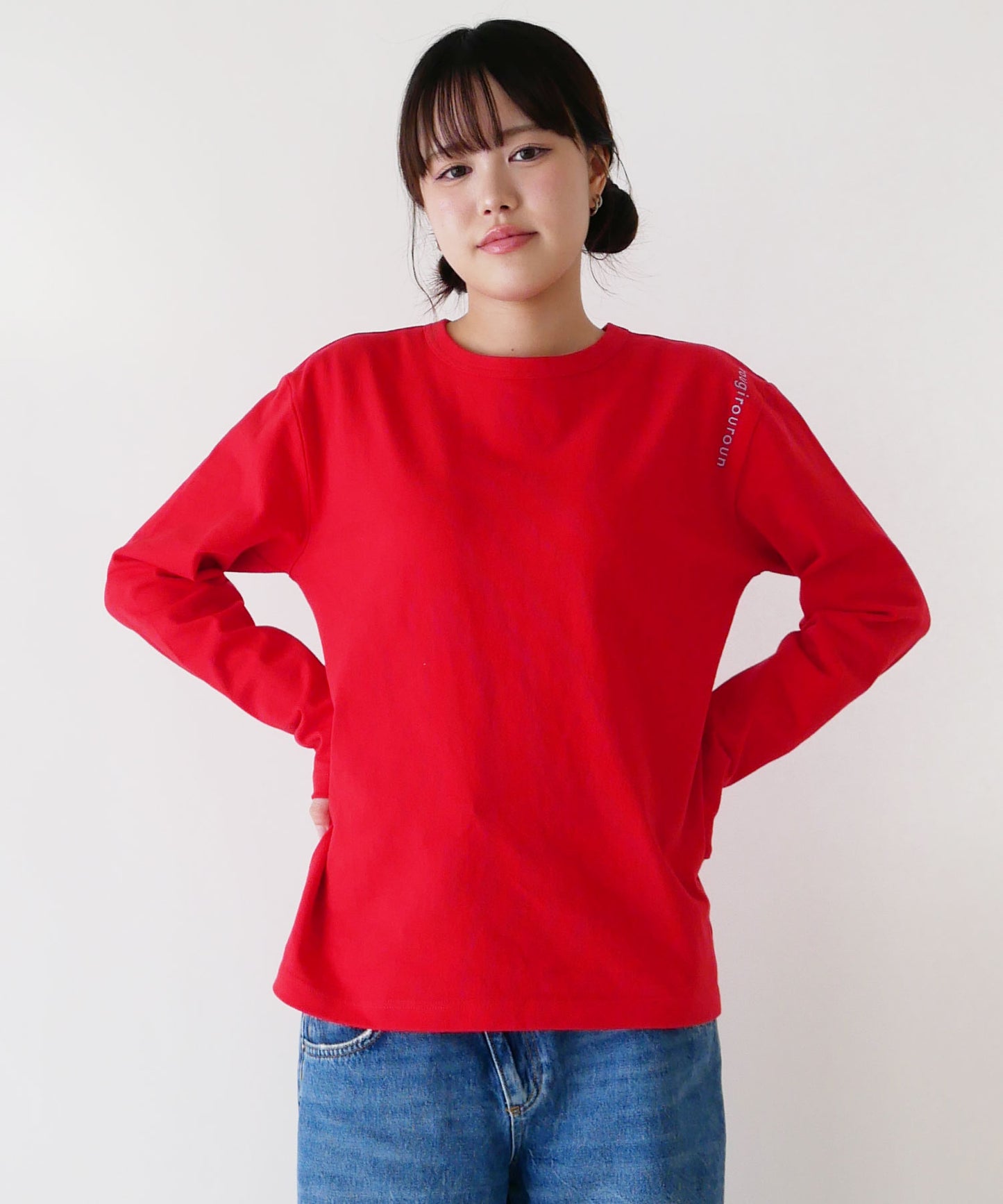 刺繍入り天竺長袖Tシャツ(ユニセックス)